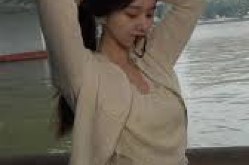 不到24小时娱乐圈又出三大八卦顶流小花、男星带女儿见情人-第1张图片-