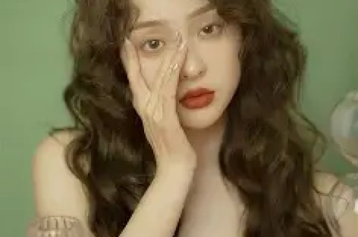 内娱某女星现身日本风月场所清纯人设碎成渣