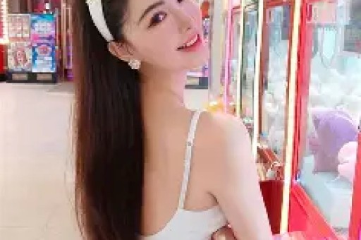 央视表态后给冯小刚走面的韩红底裤都被扒没了